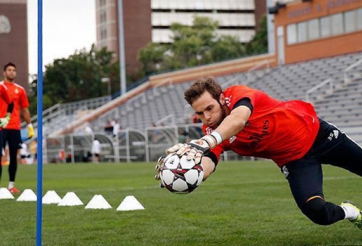Real Madrid xác nhận thủ môn đầu tiên rời Bernabeu