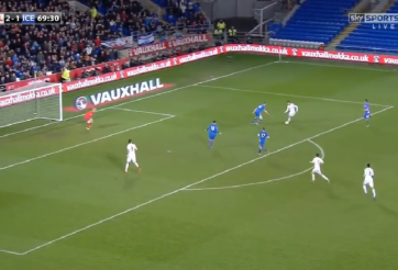 VIDEO hài hước: Thanh niên ăn mừng 'siêu cuồng' sau khi ghi điểm bóng bàn