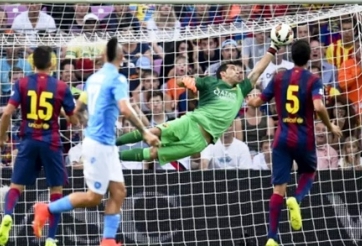 Vắng Messi và Neymar, Barca thua sát nút Napoli