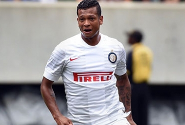 Inter bắn tín hiệu bán người cho Man United