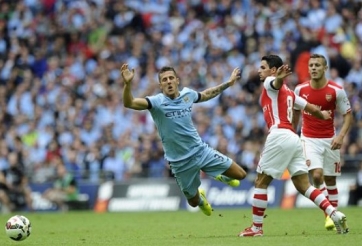 Video clip bàn thắng: Arsenal 3-0 Man City (Siêu Cup Anh 2014)