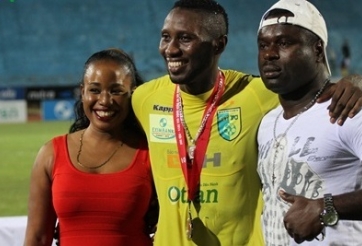 Hoàng Vũ Samson giành danh hiệu Vua phá lưới V-League 2014