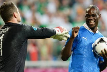 VIDEO: Chúc mừng sinh nhật 'ngựa chứng' Mario Balotelli