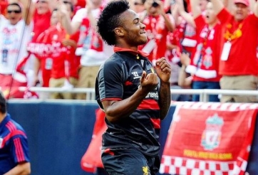 Sterling có tố chất của Messi