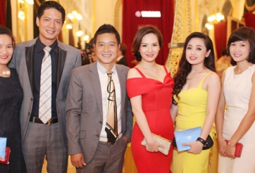 Hồng Sơn, Ngọc Châm tự tin sánh vai bên các ngôi sao trong giới showbiz
