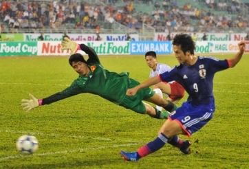 Thủ môn U19 Việt Nam đi lên từ bóng đá phủi