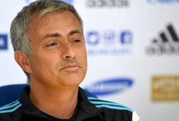 Mourinho sẽ trực tiếp gặp Petr Cech để nói về tương lai