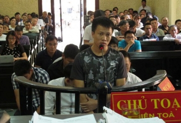 Trần Mạnh Dũng cầm đầu nhóm cầu thủ Ninh Bình bán độ, lĩnh án 30 tháng tù giam