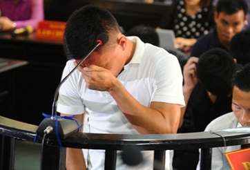 Các cầu thủ Ninh Bình bán độ bật khóc tại tòa và xin lỗi NHM