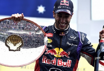 F1 Bỉ GP 2014: Rosberg – Hamilton đánh nhau, Ricciardo đắc lợi