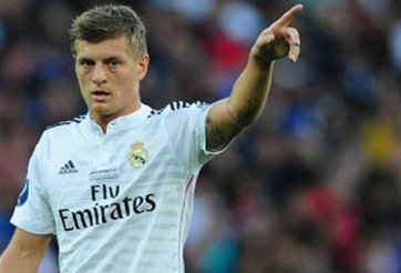 Toni Kroos làm gián đoạn trận đấu của Real bởi sự cố hy hữu