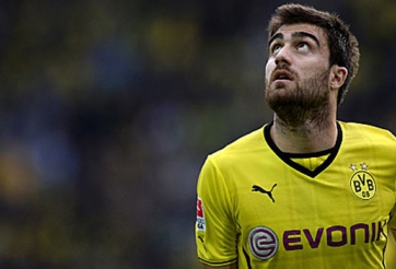 Borussia Dortmund lại cho Arsenal ‘nếm trái đắng’