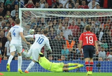 Anh 1-0 Na Uy: Rooney ghi bàn, Tam sư vẫn buồn