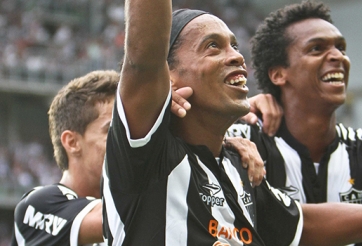Ronaldinho có thể đến Anh thi đấu