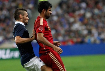 Chelsea ‘tái mặt’ vì Diego Costa