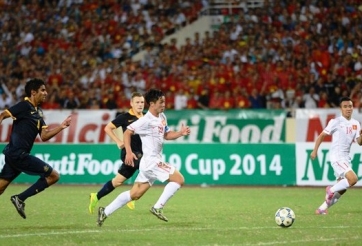 Hình ảnh trái ngược trên khán đài của U19 Việt Nam và ĐTQG