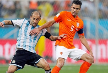 Van Persie tiết lộ thời điểm nghỉ hưu