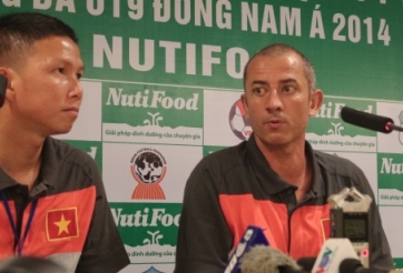 Thầy Giôm: “Các cầu thủ sẽ sụt từ 2-3 kg sau trận gặp Nhật Bản”