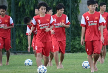 Thầy Giôm: 'U19 Việt Nam sẽ không đá như Bayern Munich'