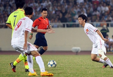 Câu chuyện cảm động của cha con tiền vệ Tuấn Anh U19 Việt Nam