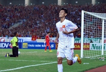 HLV Guillaume: Văn Long sẽ là một cầu thủ tuyệt vời trong tương lai