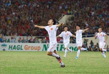 Tuấn Anh và Xuân Trường đã tạo nên những 'tác phẩm'