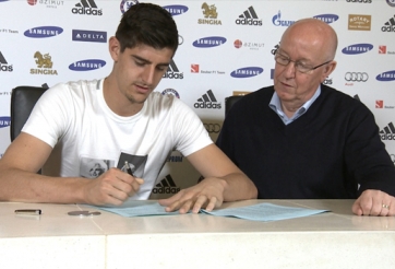 Courtois chính thức gia hạn hợp đồng với Chelsea