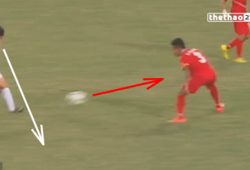 VIDEO: Cận cảnh pha nhìn một đằng,chuyển một nẻo của Công Phượng cho Văn Toàn