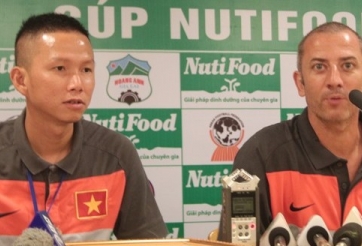 Thầy “Giôm” kích lệ các tuyển thủ U19 khoác áo ĐTQG