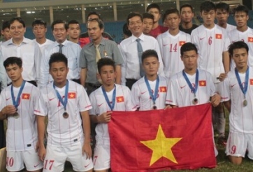 Bầu Đức sẽ làm trưởng đoàn U19 Việt Nam tham dự VCK U19 châu Á