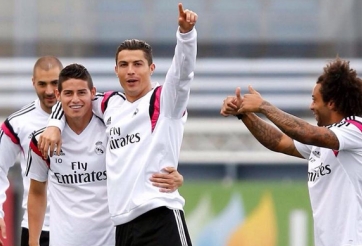 VIDEO: Sau sự cố đá ma, Ronaldo và James Rodriguez làm lành trên sân tập