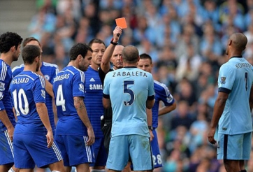 VIDEO: Man City và Chelsea biến SVĐ Etihad thành võ đài