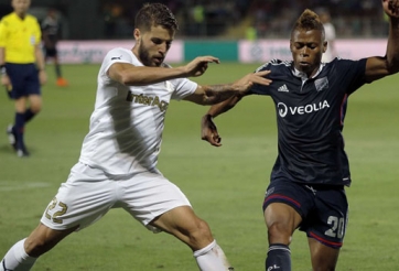 Arsenal quyết tâm theo đuổi ‘Samuel Eto’o mới’