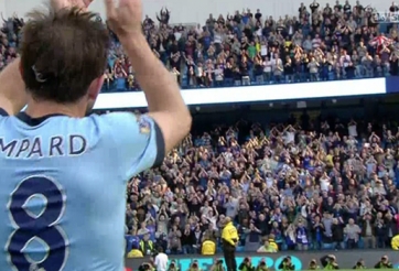 Đau quá, Lampard ơi...