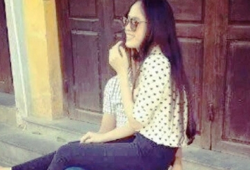 Cầu thủ U19 Việt Nam đăng ảnh hot girl gây xôn xao