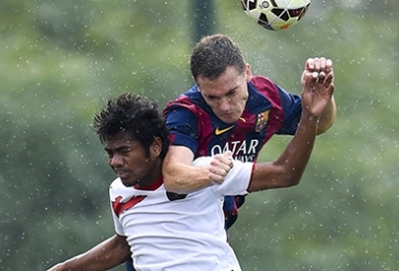 Barca vẫn phải chờ Vermaelen: Đợi chờ có hạnh phúc?