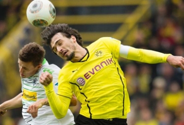 Chê tiền M.U, Mats Hummels gieo sầu cho Quỷ đỏ