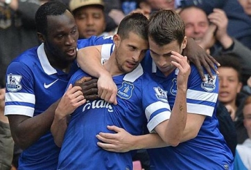 Everton nhận tin buồn trước trận đại chiến với Man Utd