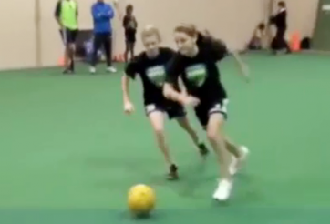 VIDEO: Xem châu Âu đào tạo bóng đá nữ trẻ không hề thua kém U19 Việt Nam