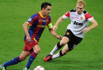 Pique nhận xét thế nào về Xavi và Paul Scholes?