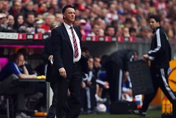 HLV Van Gaal tiết lộ đội hình ra sân ở trận gặp Everton