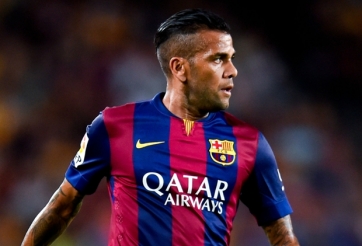 Loạn tin đồn về tương lai của Dani Alves tại Barca