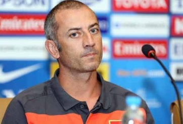 HLV Guillaume: Chúng tôi đến đây để giành vé dự U20 thế giới