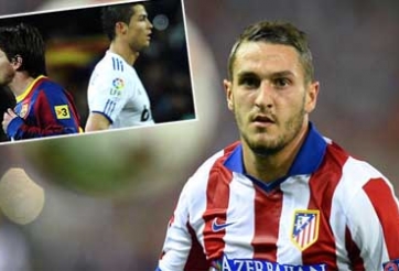 'Ronaldo thật phi thường nhưng Messi là Chúa'