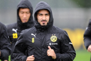 Marco Reus, Ilkay Gundogan trở lại cứu Dortmund