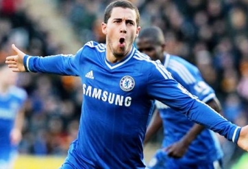 Hazard phục sát đất 5 cầu thủ nào?