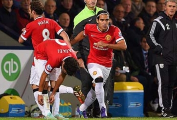 Tiết lộ lý Radamel Falcao phải ngồi dự bị