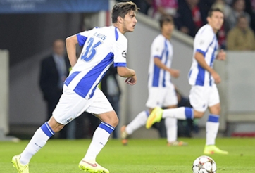 Liverpool theo đuổi thần đồng 17 tuổi của Porto