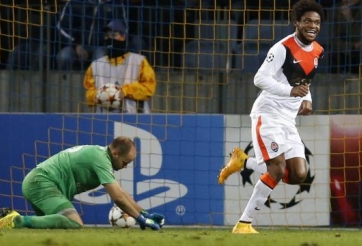 VIDEO: Luiz Adriano lập kỷ lục khó tin ở Champions League