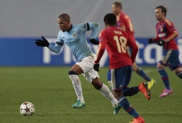 CSKA Moscow 2-2 Man City: Cầm vàng lại để vàng rơi